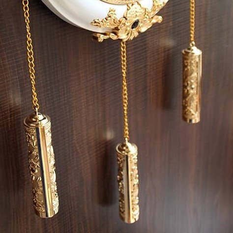 Luxury 3D Royal Wall Clock - Gold & White Decorative Clock